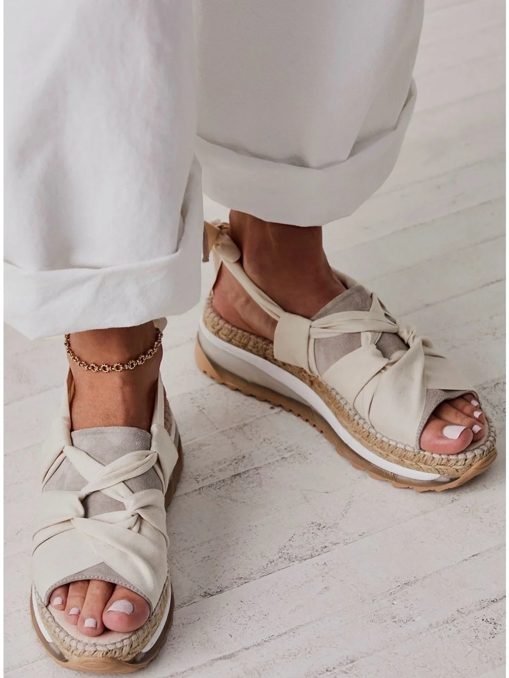 Brand New Free People Chapmin Sport Espadrille Sandals in Ivory Size 8 / EU 38